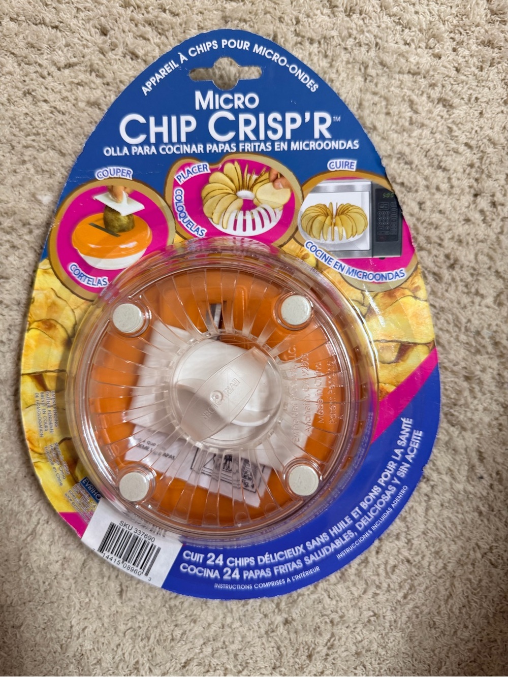 Make crispy homemade potato chips right in the microwave! 🥔✨